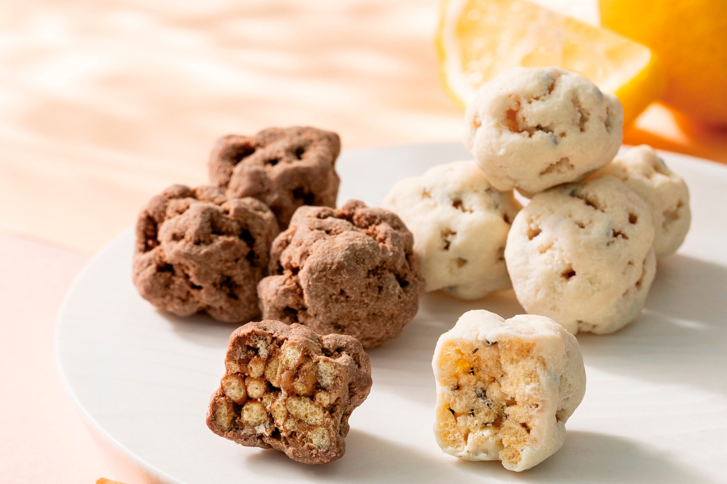 ゴディバ×江戸銘菓「雷おこし」のコラボチョコレート、柚子やヘーゼルナッツの“和洋”フレーバーで