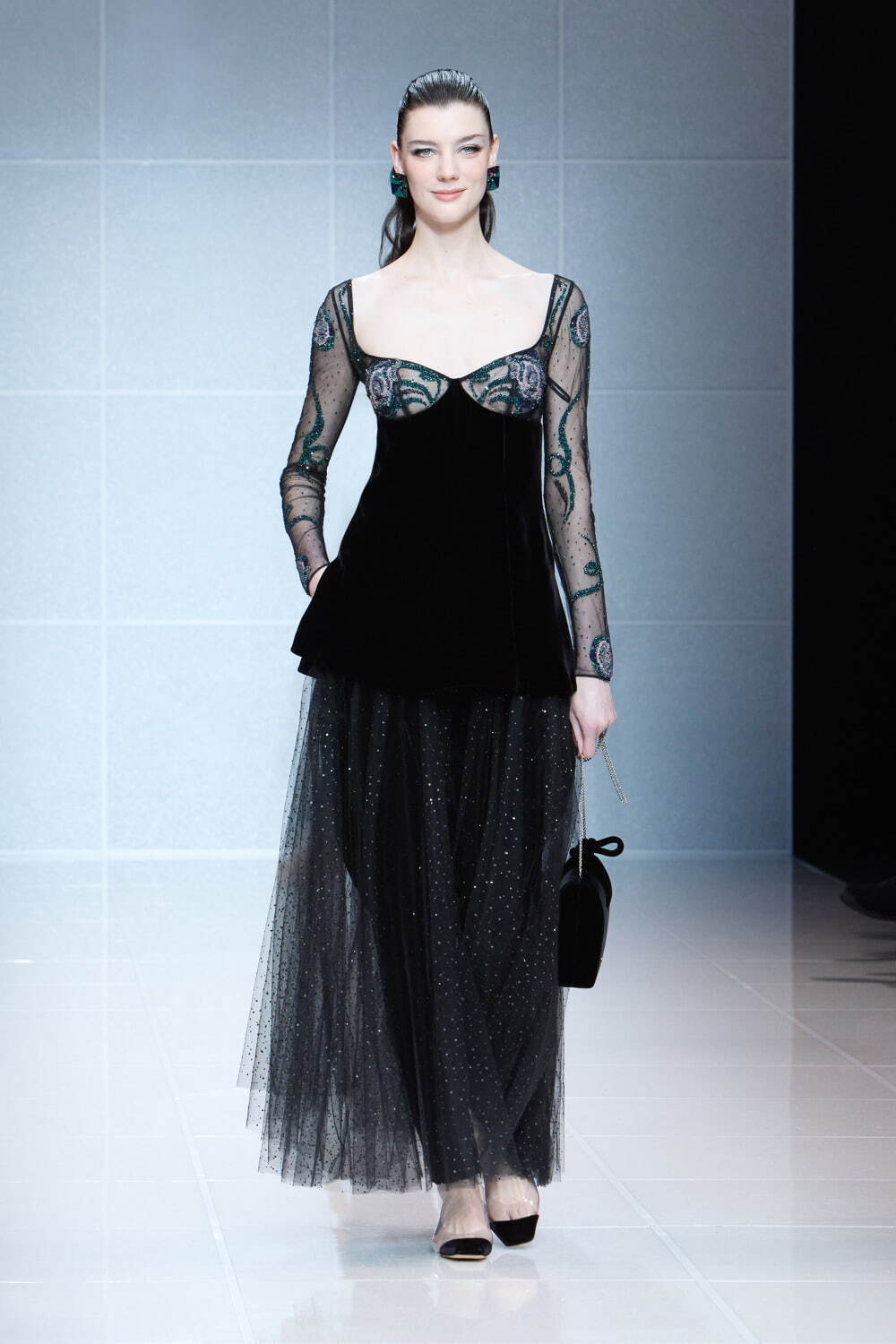写真64/72｜ジョルジオ アルマーニ(Giorgio Armani) 2024-25年秋冬ウィメンズコレクション - ファッションプレス