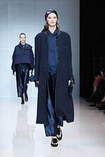 ジョルジオ アルマーニ 2024年秋冬ウィメンズコレクション - 冬の花に託す希望｜写真13