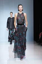 ジョルジオ アルマーニ 2024年秋冬ウィメンズコレクション - 冬の花に託す希望｜写真24