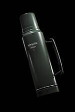 フラグメント デザイン×スタンレーのコラボボトル、“ハンマートーングリーン”カラーに統一｜写真2