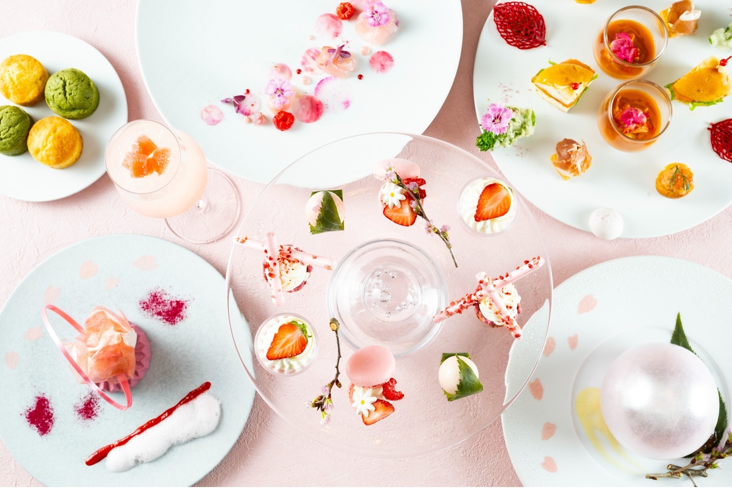 桜アフタヌーンティー｜ザ・プリンス パークタワー東京「さくら色のフレンチアフタヌーンティー」“桜餅”のサクラムースなど