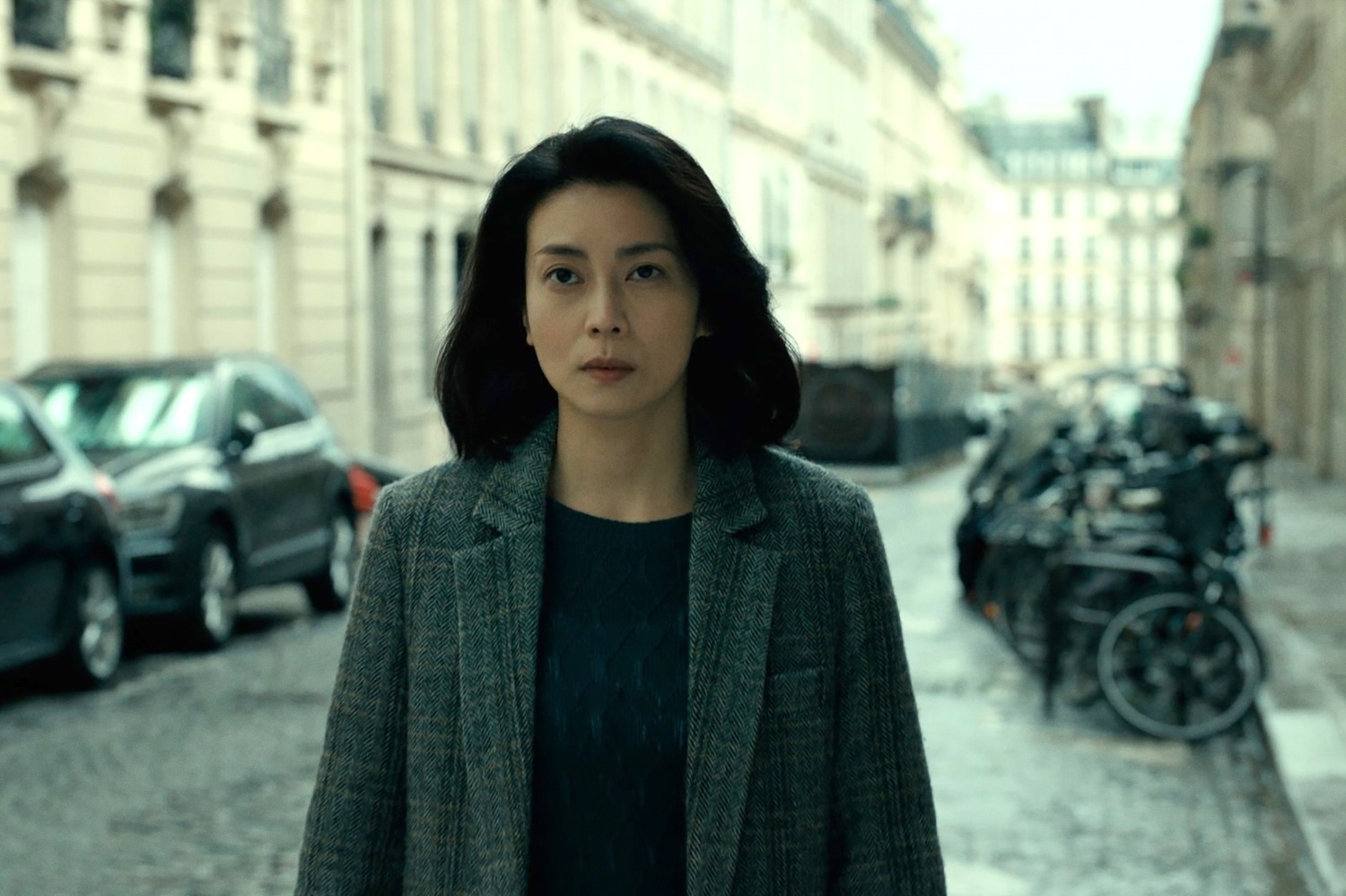 映画『蛇の道』娘を殺された男の復讐を巡るサスペンス、黒沢清が