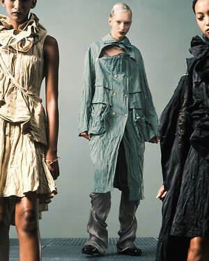 キコ・コスタディノフ(KIKO KOSTADINOV) 2024年春夏ウィメンズコレクション  - 写真23