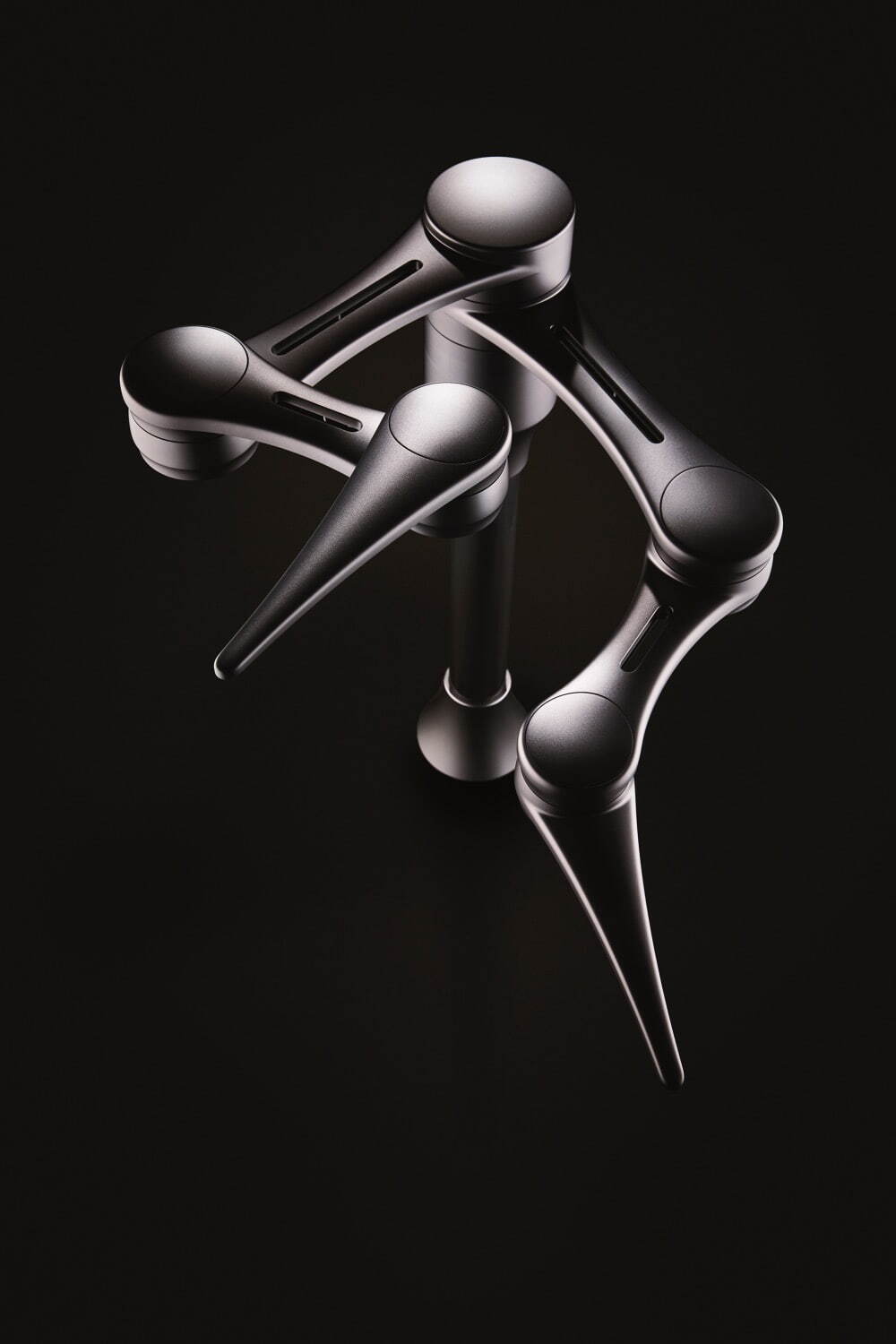 山中研究室+SPLINE DESIGN HUB 《Clockoid》
撮影:西部裕介