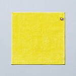 ファミリーマート「コンビニエンスウェア」ボタンダウンシャツ＆ジョガーパンツ、ファミマカラーのタオルも｜写真26