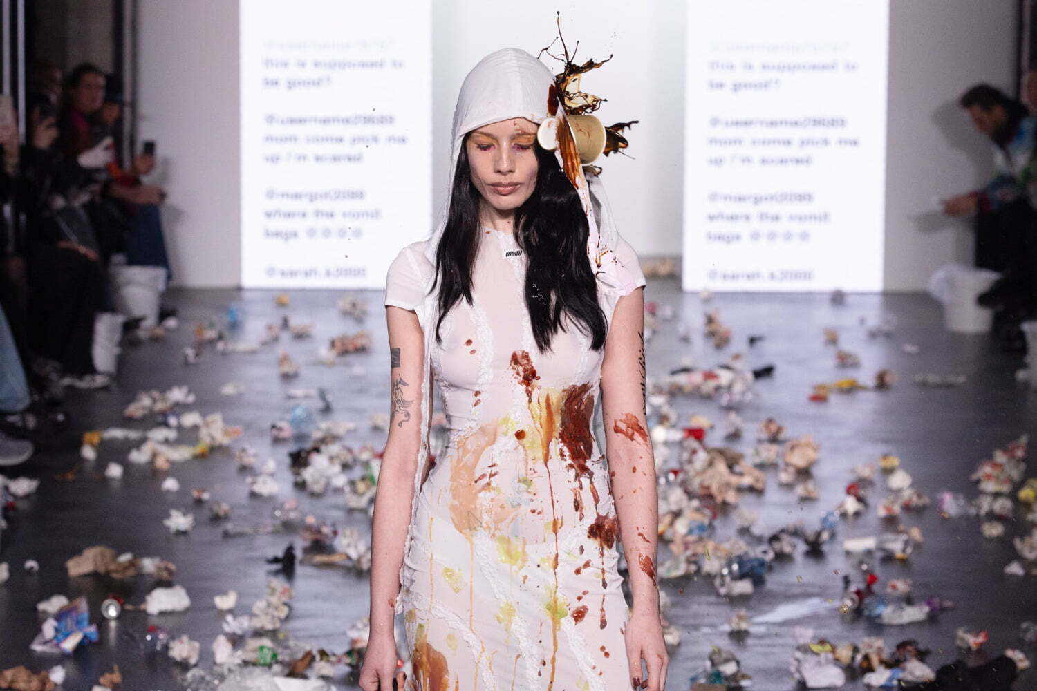 アヴァヴァヴ 2024-25年秋冬 ウィメンズ&メンズ コレクション