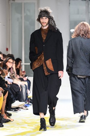 ヨウジヤマモト 2015年秋冬メンズコレクション - 黒の再来 ヨウジヤマモト 2015年秋冬メンズコレクション - 黒の再来