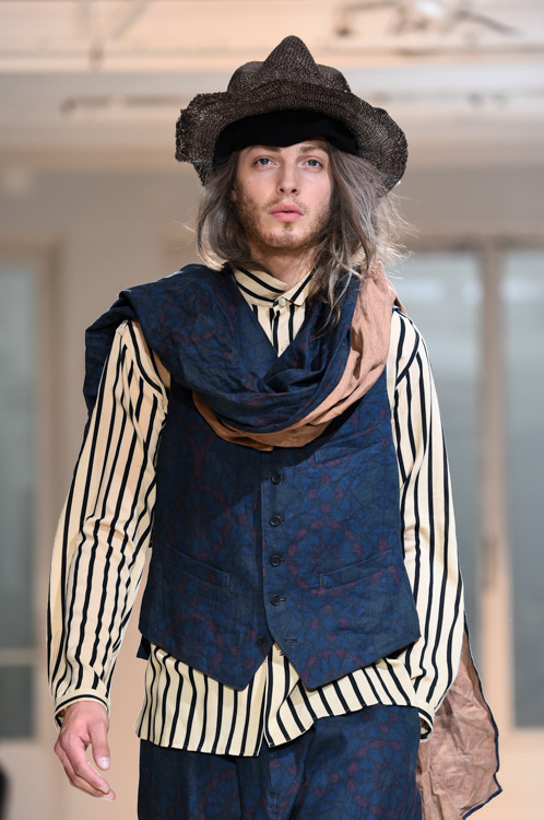 ヨウジヤマモト(Yohji Yamamoto) 2015年春夏メンズコレクション ヨウジヤマモト(Yohji Yamamoto) 2015年春夏メンズコレクション