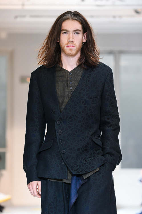 ヨウジヤマモト(Yohji Yamamoto) 2015年春夏メンズコレクション  - 写真19