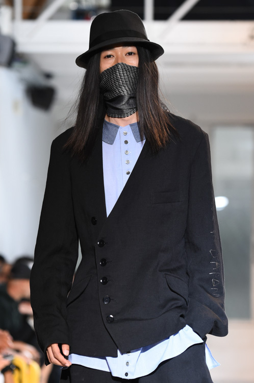 ヨウジヤマモト(Yohji Yamamoto) 2015年春夏メンズコレクション  - 写真36