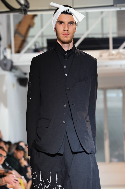 ヨウジヤマモト(Yohji Yamamoto) 2015年春夏メンズコレクション  - 写真52