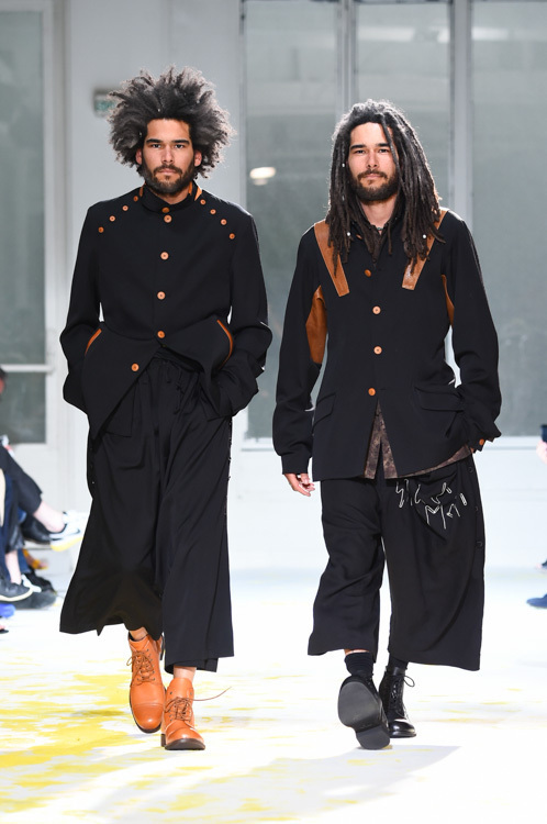 ヨウジヤマモト(Yohji Yamamoto) 2015年春夏メンズコレクション  - 写真56