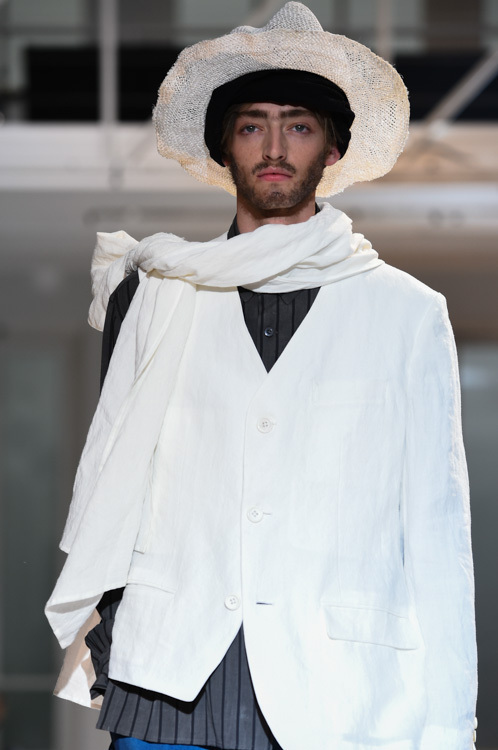 ヨウジヤマモト(Yohji Yamamoto) 2015年春夏メンズコレクション  - 写真70