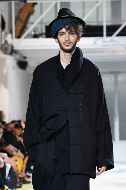 ヨウジヤマモト(Yohji Yamamoto) 2015年春夏メンズコレクション  - 写真75