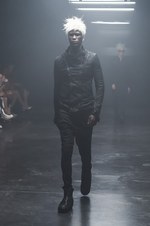 ユリウス 2015年春夏コレクション - 幾何学面で構成された人体｜写真41