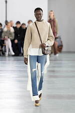 アンダーカバー 2024-25年秋冬ウィメンズコレクション、“いつも通り”の日常着に加える特別感｜写真5