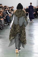 アンダーカバー 2024-25年秋冬ウィメンズコレクション、“いつも通り”の日常着に加える特別感｜写真64