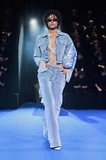 カサブランカ 2024-25年秋冬コレクション、古代ギリシャの神秘と現代性の融合｜写真19