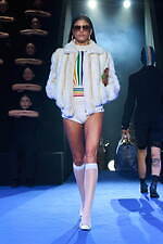 カサブランカ 2024-25年秋冬コレクション、古代ギリシャの神秘と現代性の融合｜写真28