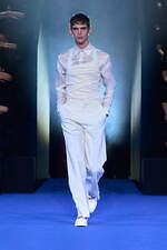 カサブランカ 2024-25年秋冬コレクション、古代ギリシャの神秘と現代性の融合｜写真3