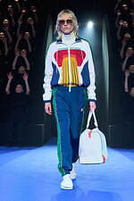 カサブランカ 2024-25年秋冬コレクション、古代ギリシャの神秘と現代性の融合｜写真34