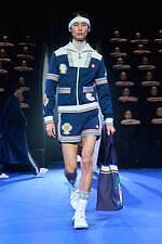 カサブランカ 2024-25年秋冬コレクション、古代ギリシャの神秘と現代性の融合｜写真36