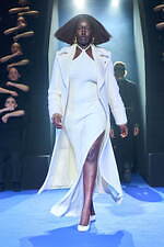 カサブランカ 2024-25年秋冬コレクション、古代ギリシャの神秘と現代性の融合｜写真44