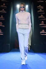 カサブランカ 2024-25年秋冬コレクション、古代ギリシャの神秘と現代性の融合｜写真5