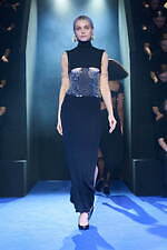 カサブランカ 2024-25年秋冬コレクション、古代ギリシャの神秘と現代性の融合｜写真50