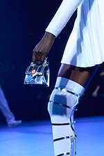 カサブランカ 2024-25年秋冬コレクション、古代ギリシャの神秘と現代性の融合｜写真58