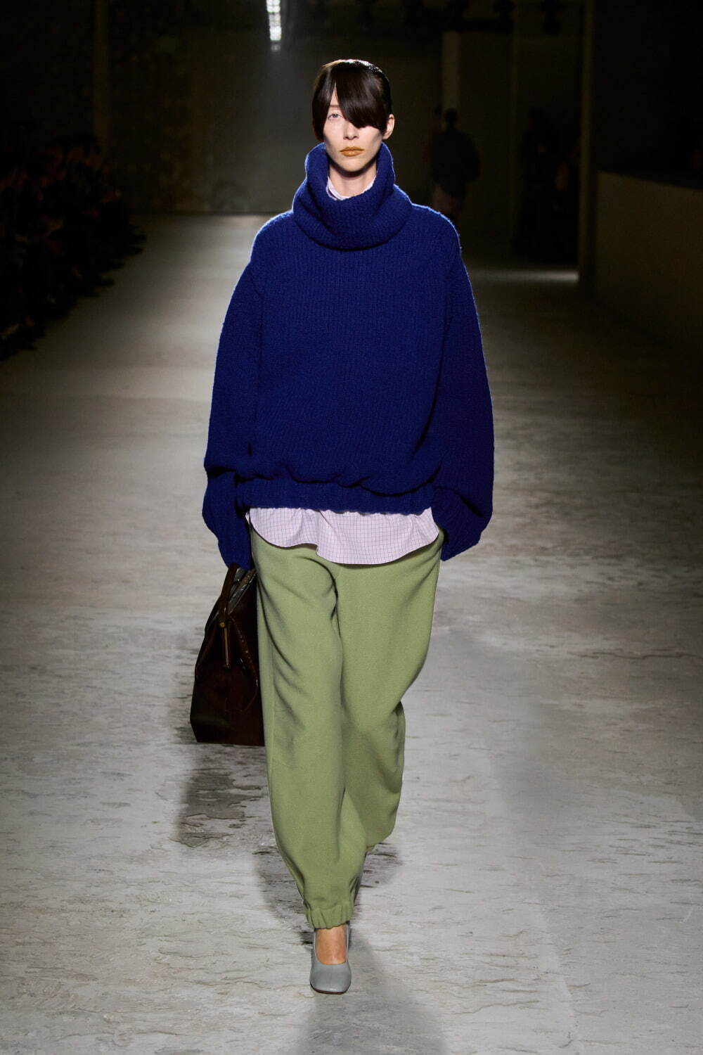 ドリス ヴァン ノッテン(DRIES VAN NOTEN) 2024-25年秋冬ウィメンズコレクション  - 写真14