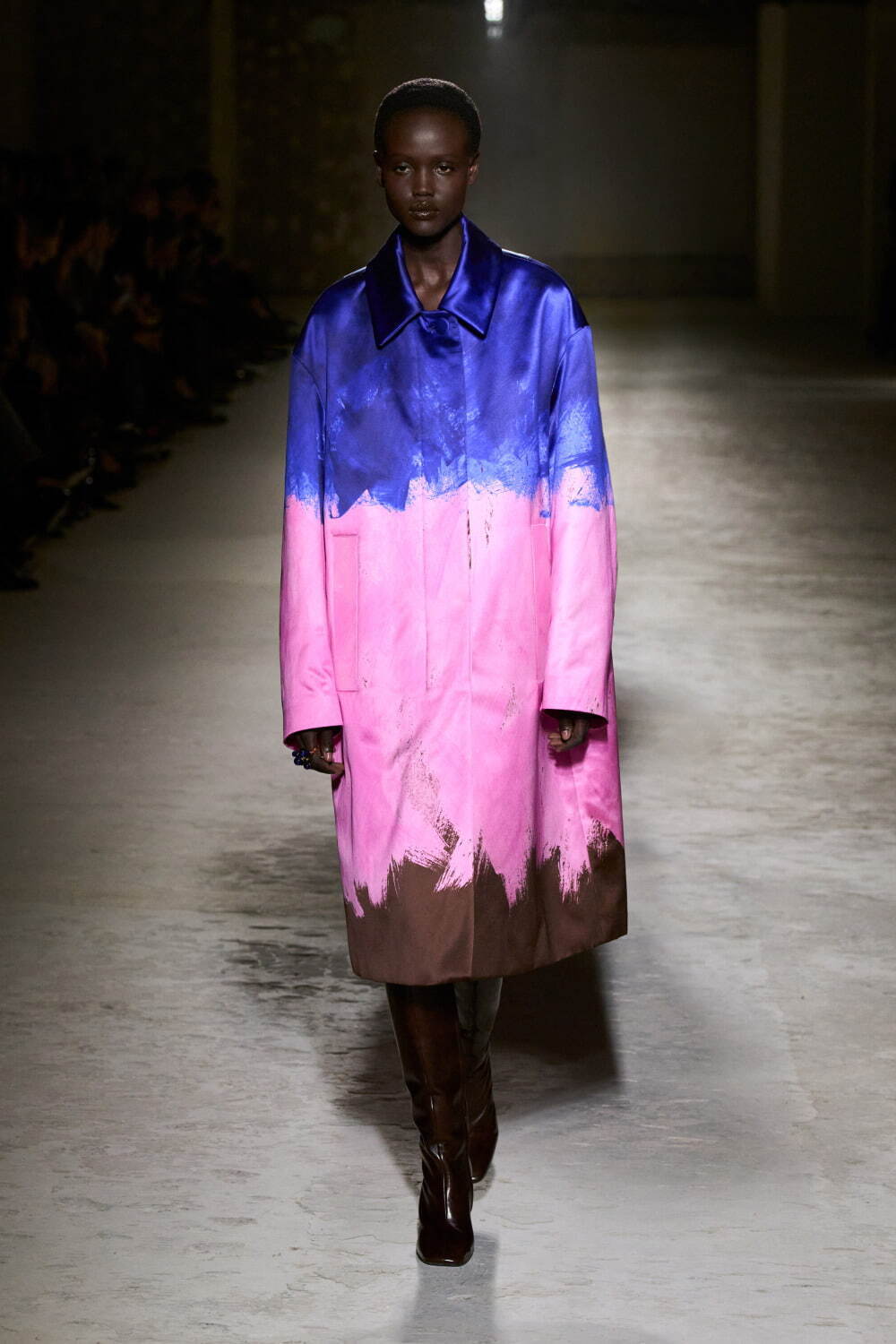 ドリス ヴァン ノッテン(DRIES VAN NOTEN) 2024-25年秋冬ウィメンズコレクション  - 写真45