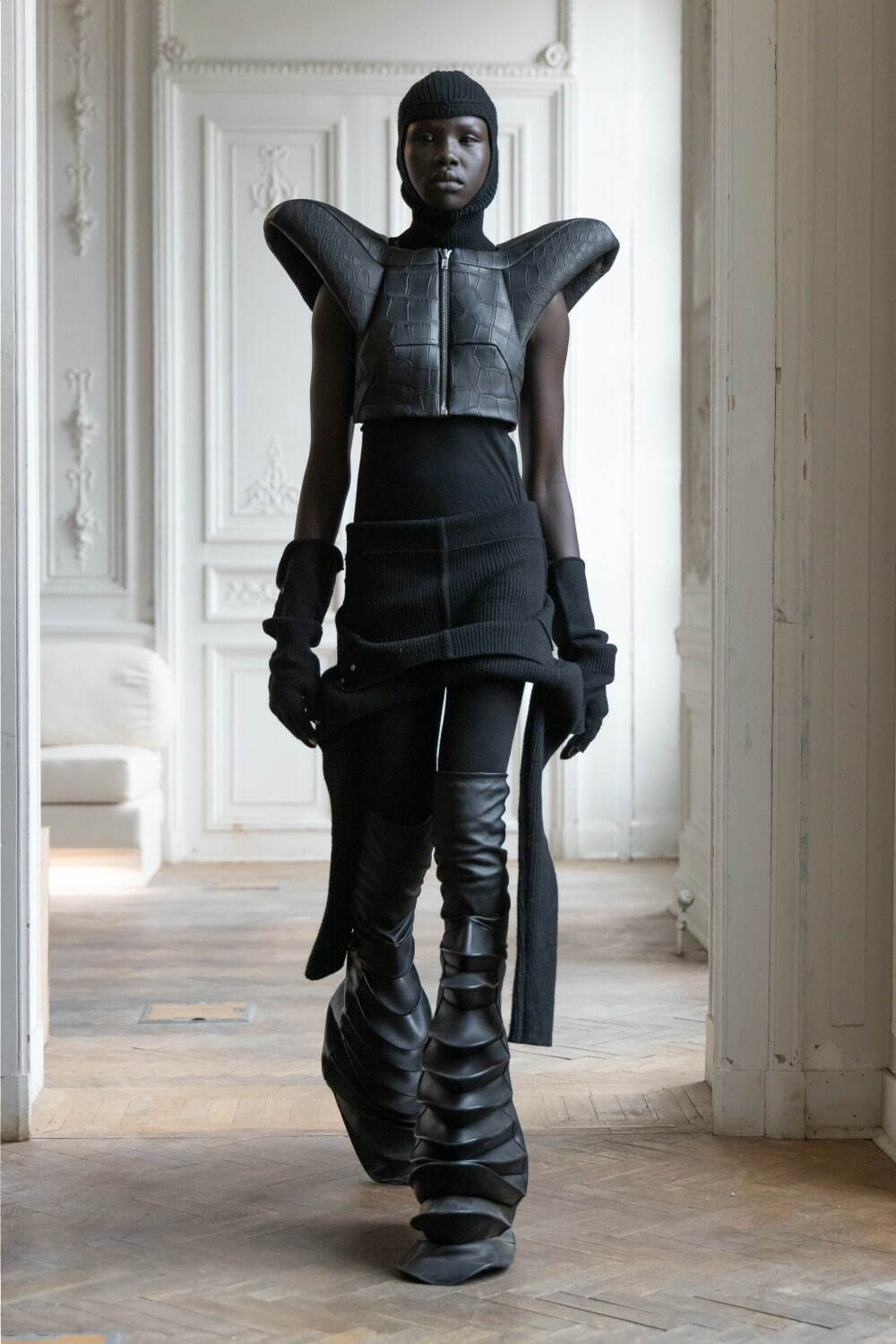 リック・オウエンス(Rick Owens) 2024-25年秋冬ウィメンズコレクション  - 写真27