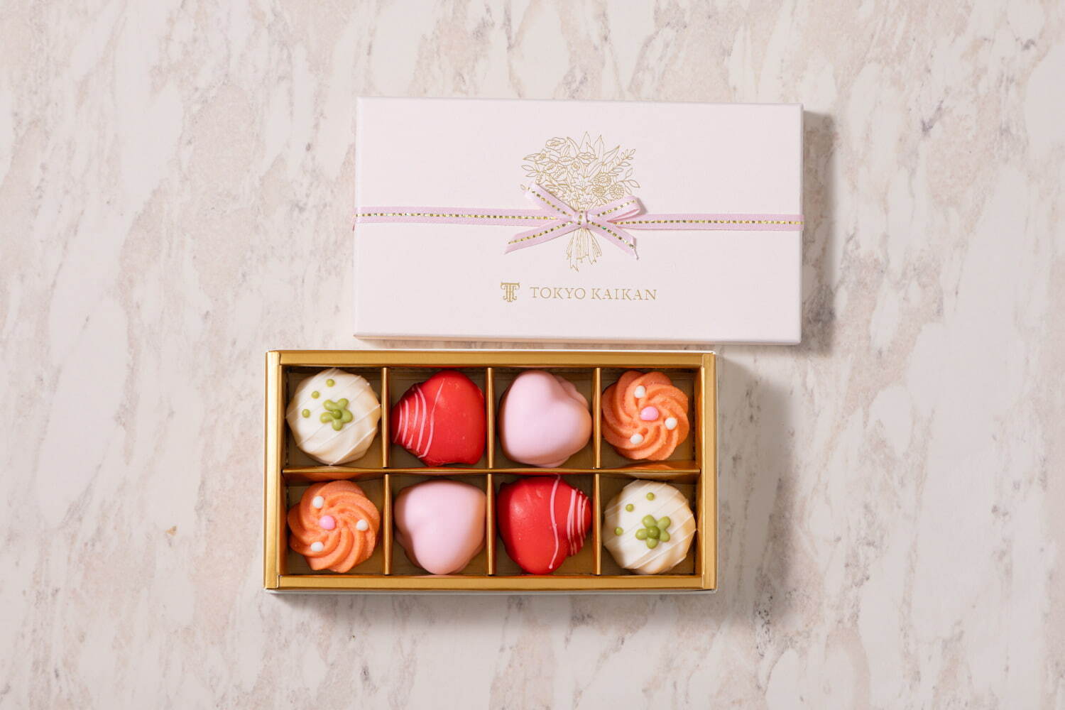 東京會舘24年ホワイトデー、“ピンクのハート型”チョコレートクッキーや水玉模様のパウンドケーキ｜写真2