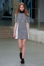 カルヴェン 2015年春夏メンズコレクション - 都会空間と広大な自然界の狭間に生きる少年｜写真19