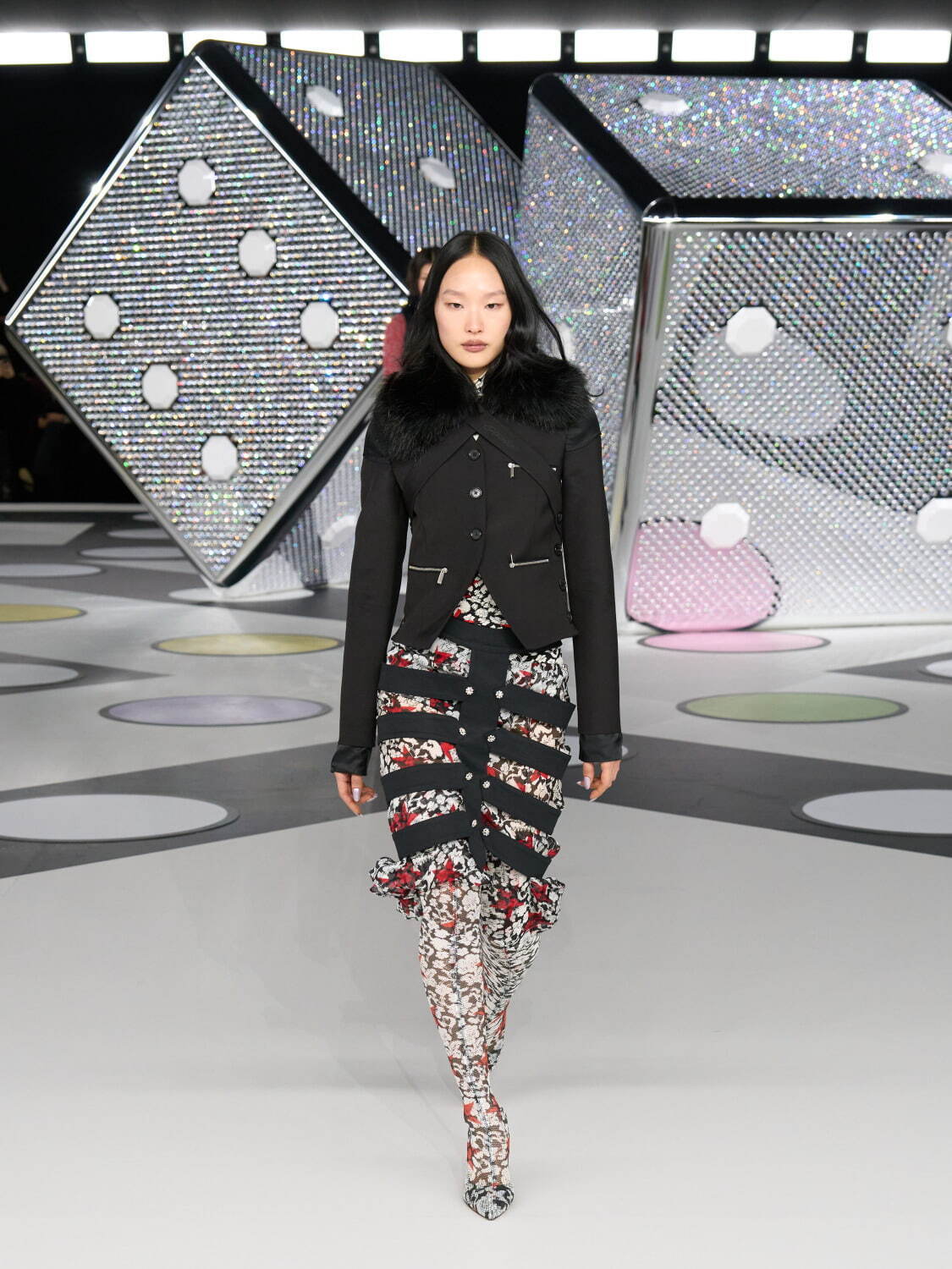 オフ-ホワイト  2024-25年秋冬<span>コレクション</span> - 写真12