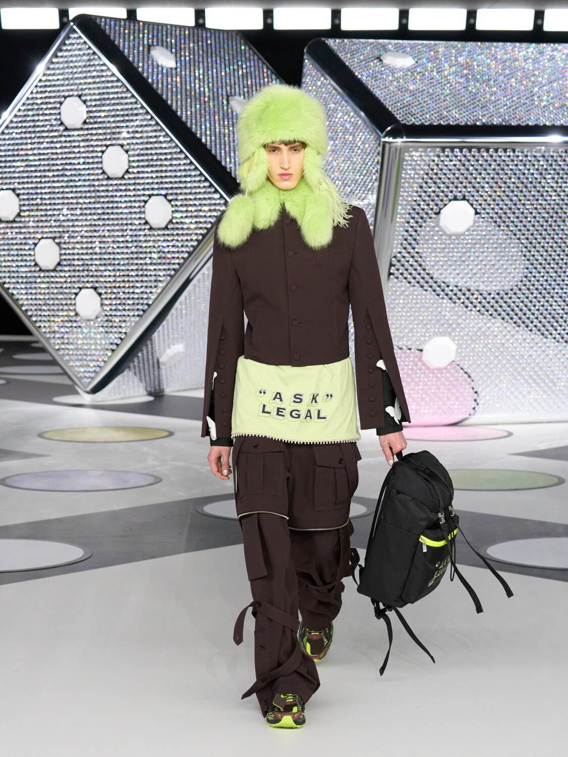 オフ-ホワイト  2024-25年秋冬<span>コレクション</span> - 写真35