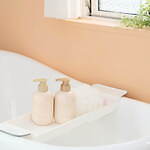 クレージュ“濃密スパ体験”叶えるヘアケアに初のモイストタイプ、クレイの力で地肌＆髪をWケア｜写真16