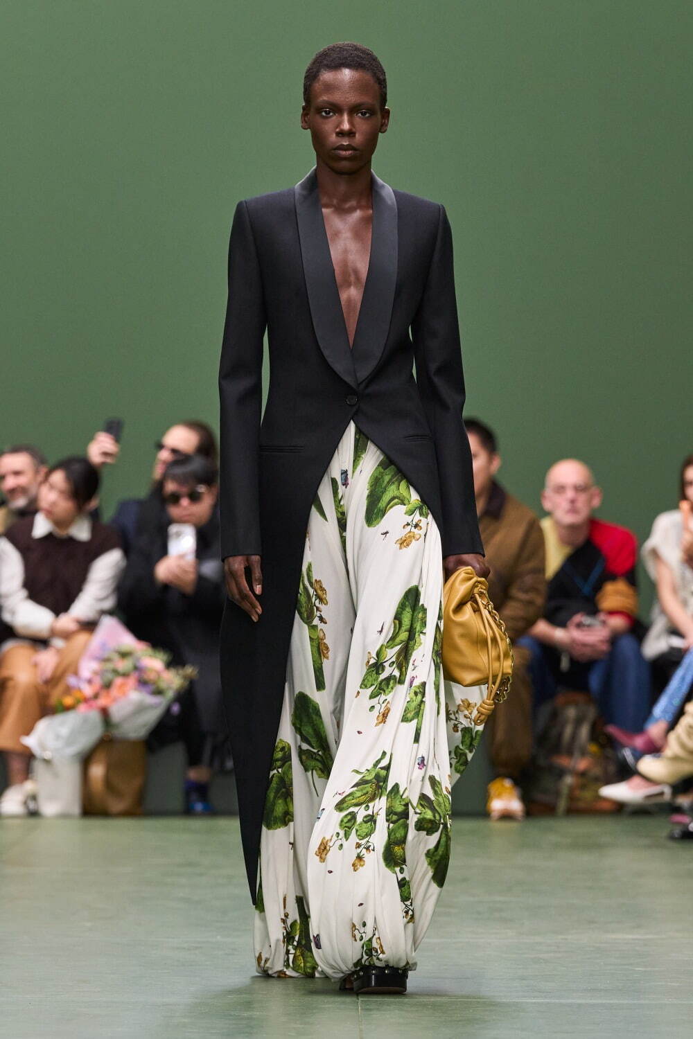 ロエベ(LOEWE) 2024-25年秋冬ウィメンズコレクション  - 写真5