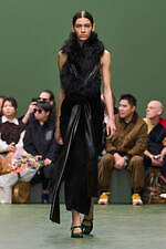 ロエベ 2024年秋冬ウィメンズコレクション - 由緒の研究、テーラリングとクチュールの融合｜写真17