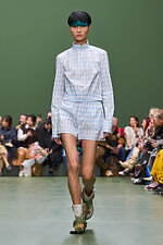 ロエベ 2024年秋冬ウィメンズコレクション - 由緒の研究、テーラリングとクチュールの融合｜写真36