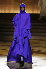 イッセイ ミヤケ 2024年秋冬ウィメンズコレクション - “まとう服”の追求、一枚の布から｜写真28