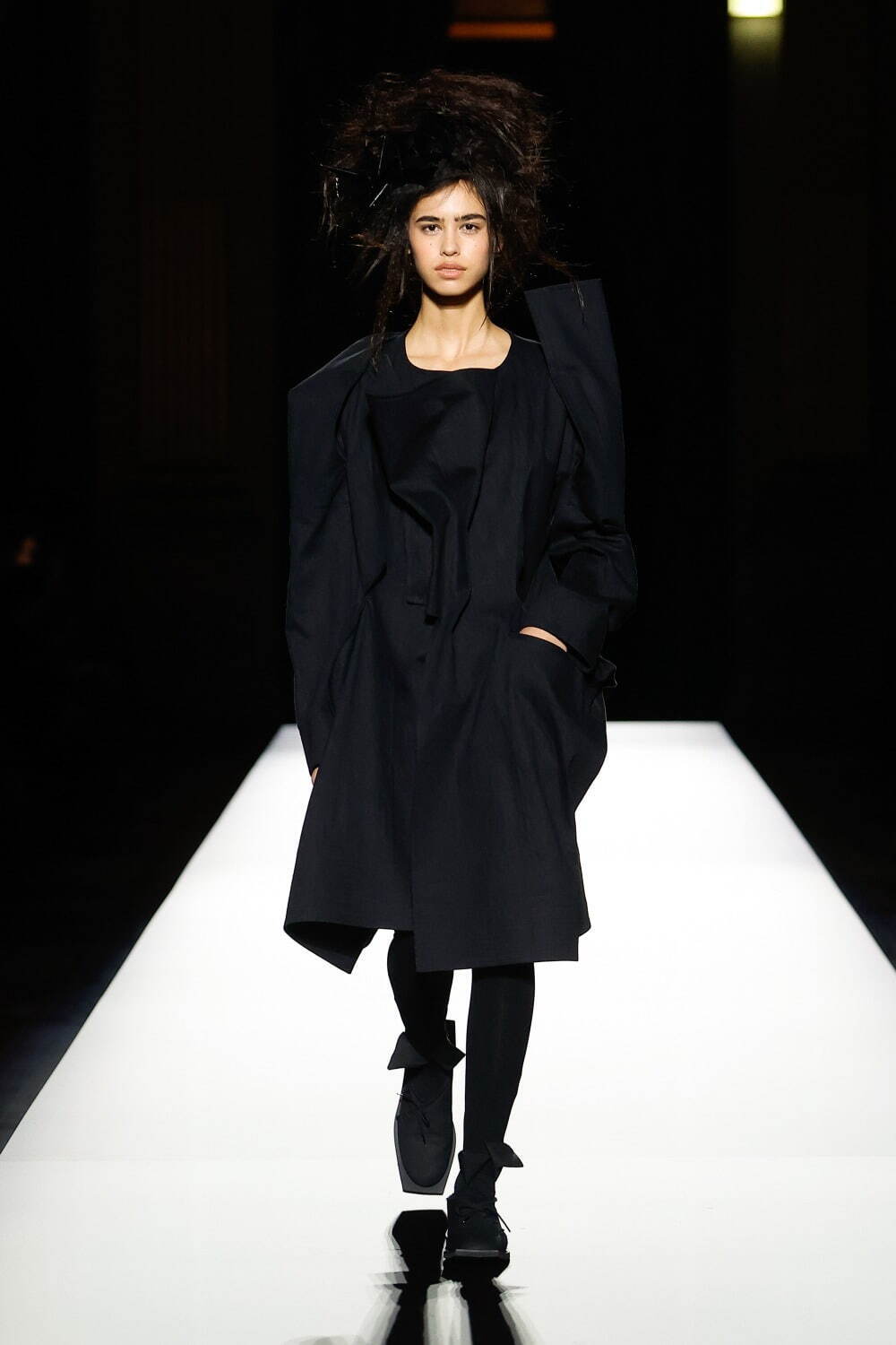 ヨウジヤマモト 2024-25年秋冬<span>コレクション</span> - 写真23
