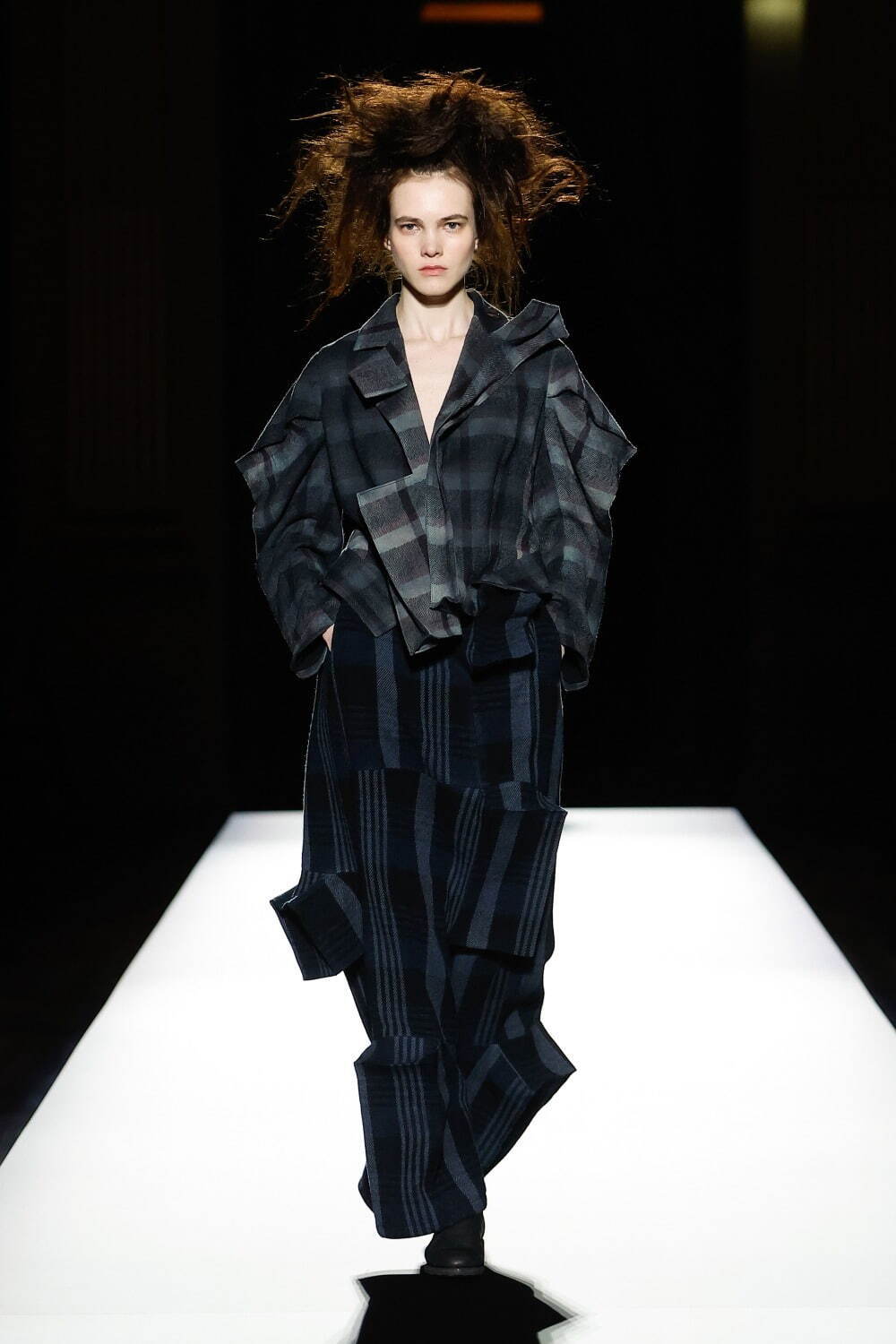 ヨウジヤマモト 2024-25年秋冬<span>コレクション</span> - 写真43