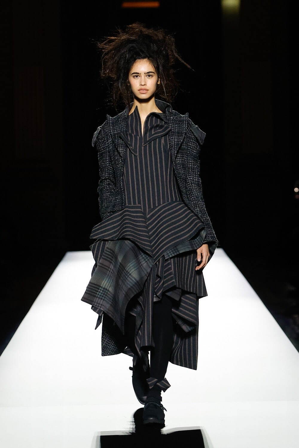 ヨウジヤマモト 2024-25年秋冬<span>コレクション</span> - 写真45