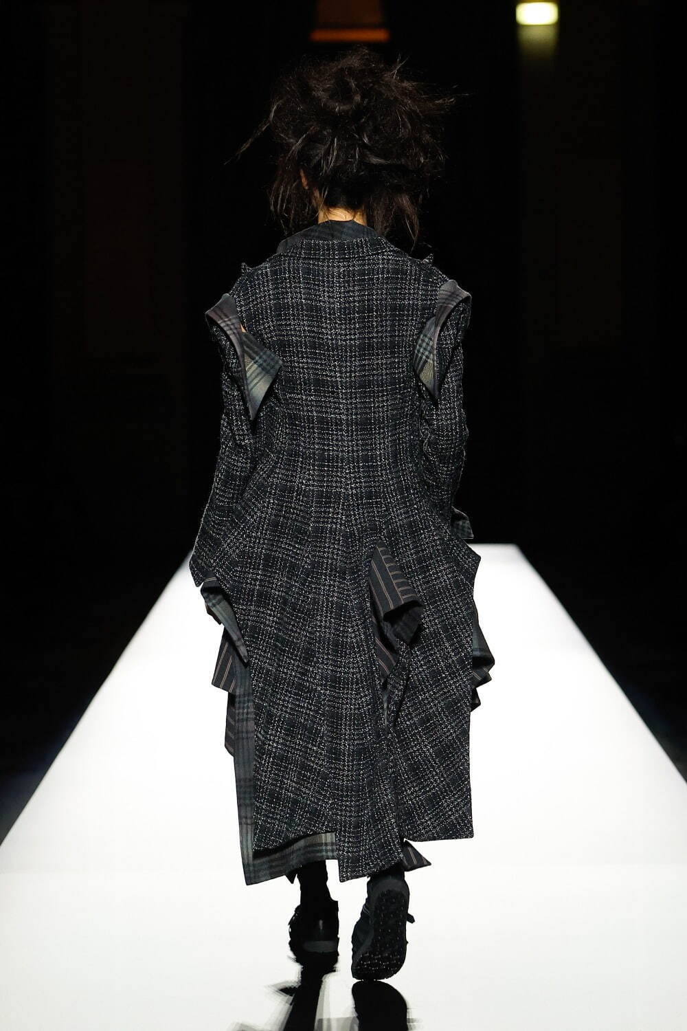 ヨウジヤマモト 2024-25年秋冬<span>コレクション</span> - 写真46