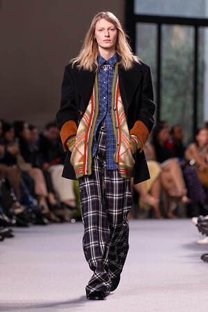 ラバンヌ(rabanne) 2024-25年秋冬ウィメンズコレクション  - 写真1