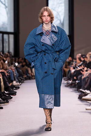 ラバンヌ(rabanne) 2024-25年秋冬ウィメンズコレクション  - 写真15