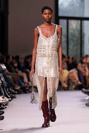 ラバンヌ(rabanne) 2024-25年秋冬ウィメンズコレクション  - 写真26